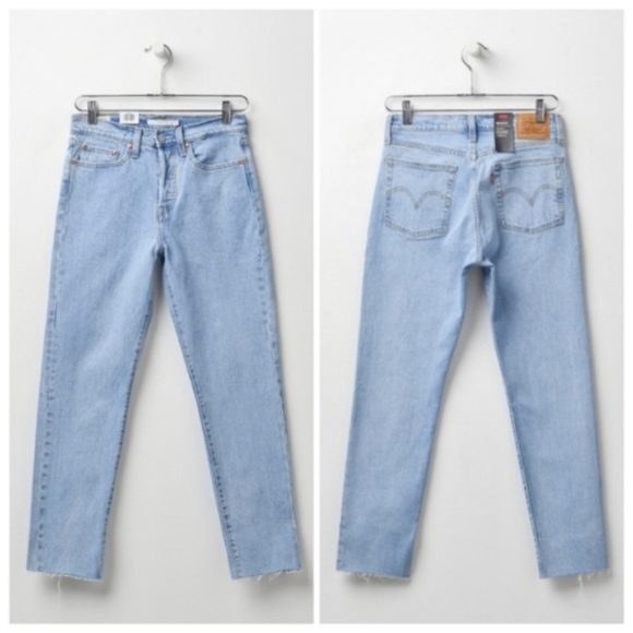 Levi's Denim - Levi's Wedgie Icon Jeans Tango Talks Light Wash 90s Mom Denim High Rise Waisted
